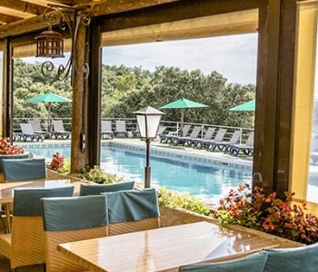 camping des sources avec terrasse