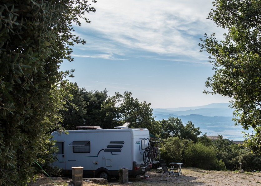 location with luberon sanitary block