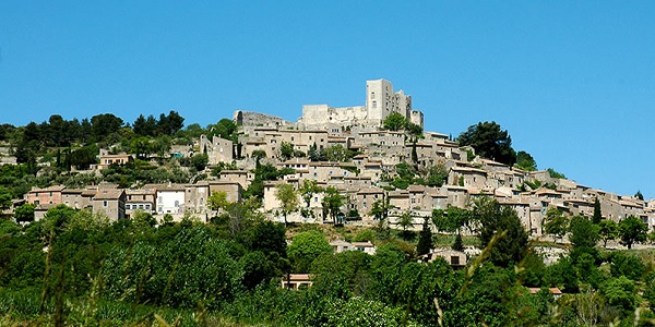 campsite overlooking luberon